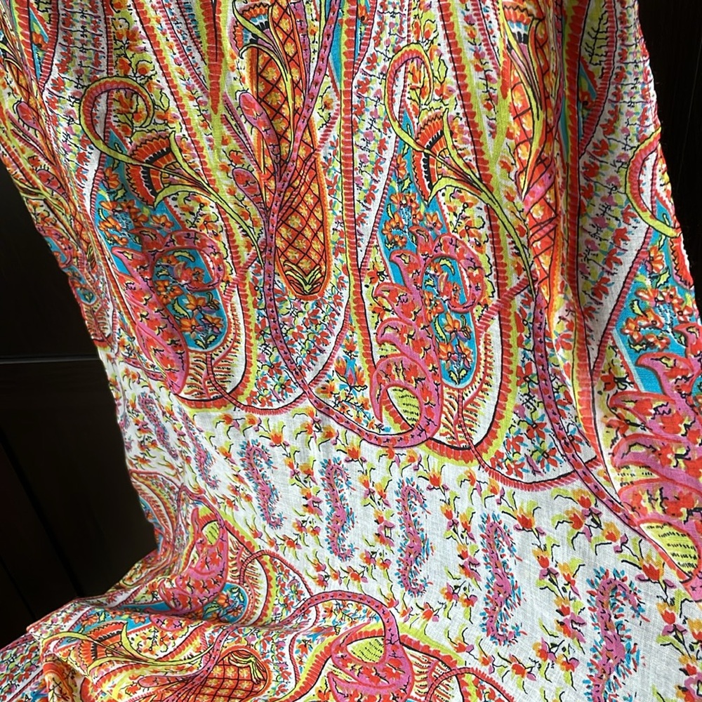 🌹NWT ECHO design of New York Bo-Ho Paisley Floral Fabric scarf or wrap